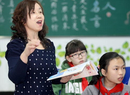 賀加慧：三尺講臺 34年堅守