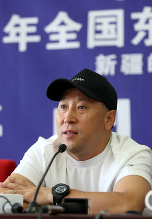 全國(guó)東西南北中羽毛球大賽克拉瑪依站開拍