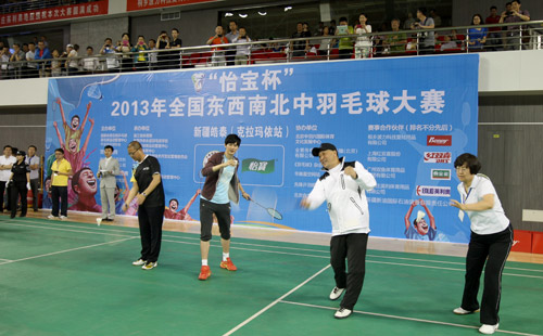 全國(guó)東西南北中羽毛球大賽克拉瑪依站開拍