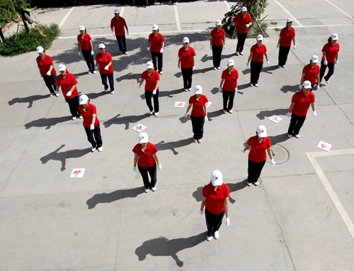 跳出健康 “動(dòng)”出美麗