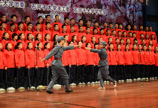 石河子大學(xué)舉辦紀(jì)念“一二·九”運(yùn)動(dòng)大學(xué)生合唱節(jié)活動(dòng)