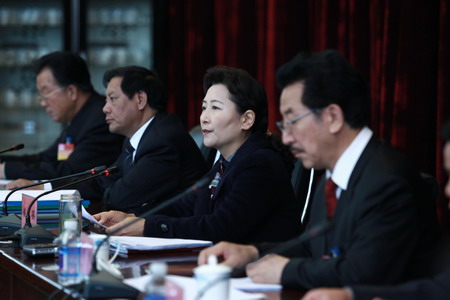 慶祝西藏和平解放60周年理論研討會(huì)在拉薩召開