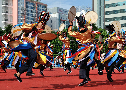 2013中國(guó)•楚雄彝族火把節(jié)盛大舉行