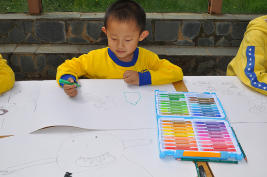 挽留熊貓1周年慶典啟動(dòng) 30名小朋友畫(huà)熊貓