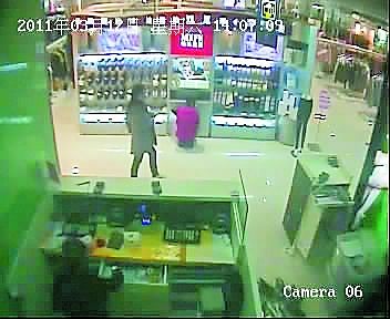 為盜竊無(wú)休止懷孕流產(chǎn) 揭杭州孕婦偷竊案背后