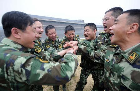 浙江邊防百名師團(tuán)級(jí)干部“當(dāng)新兵”