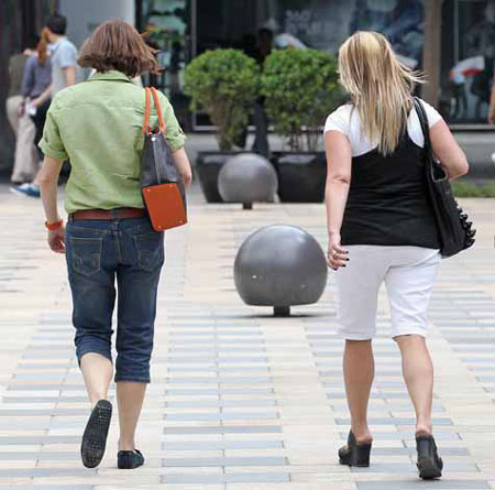 Next show: Illegal foreigners in China - 下期預告：“三非”外國人在中國