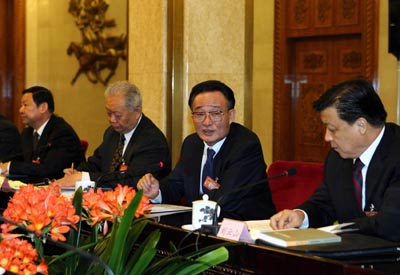 Top leaders join panel meeting