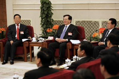 Top leaders join panel meeting