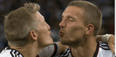 世界冠軍！德國隊(duì)員發(fā)狀態(tài)曬自拍慶祝奪冠