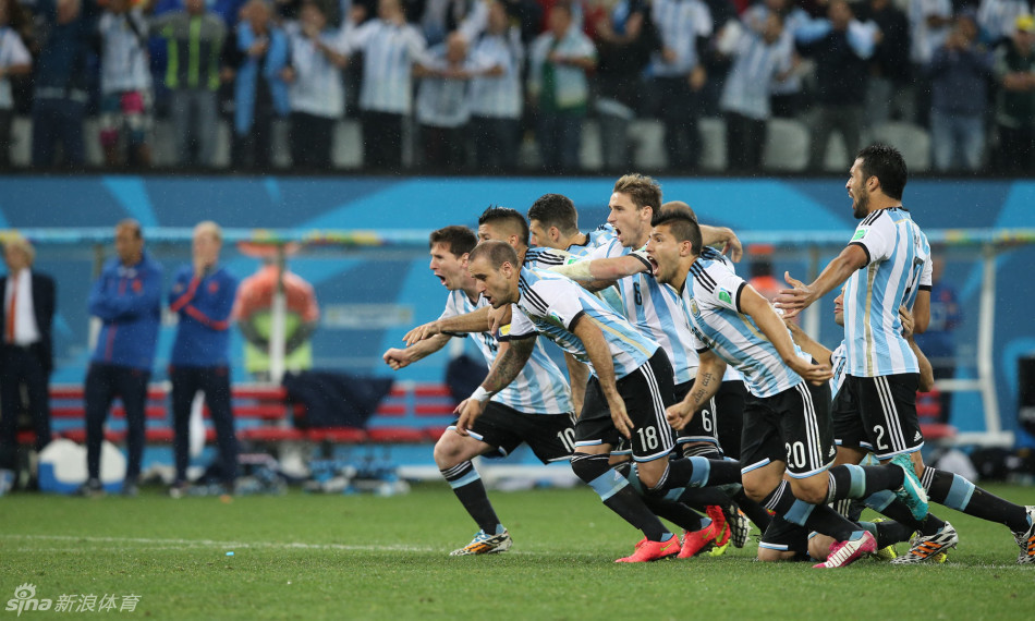 阿根廷點(diǎn)球大戰(zhàn)4比2淘汰荷蘭