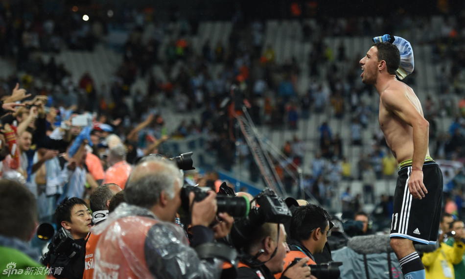 阿根廷點(diǎn)球大戰(zhàn)4比2淘汰荷蘭