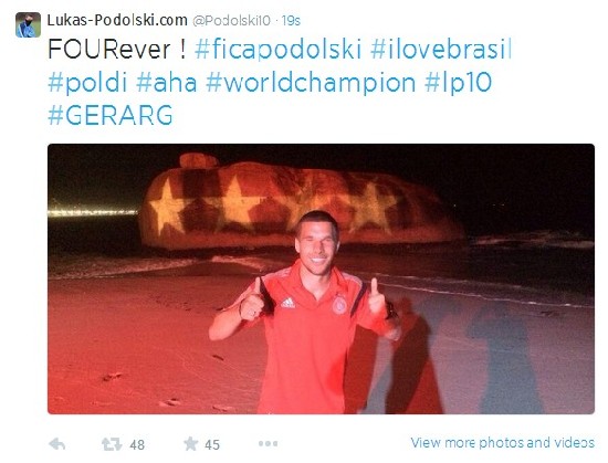 世界冠軍！德國隊(duì)員發(fā)狀態(tài)曬自拍慶祝奪冠