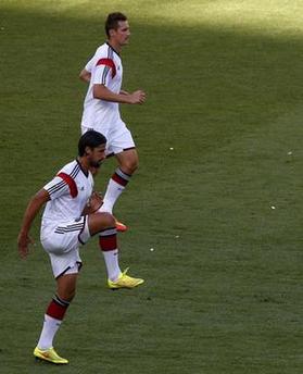 施魏因施泰格：血染的德國(guó)馴狼者