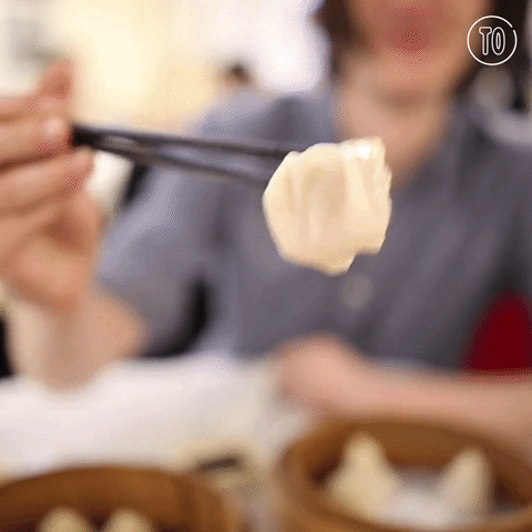 'Exploding' soup dumpling video riles Asian foodies
