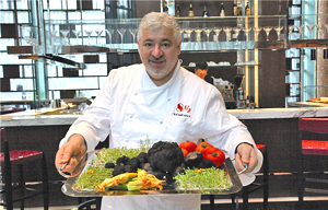 Old and new meet in Wanchai