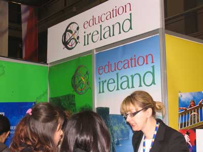 各國展區(qū)設(shè)計(jì)各具特色