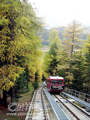 瑞士圣莫里茨:山巒中的雪域天堂