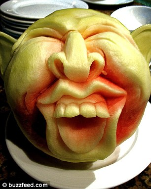 日本廚師愛刻西瓜 闖出名聲被贊“米開朗琪羅”