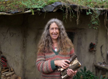 牛津大學(xué)畢業(yè)生遠(yuǎn)離塵囂 回歸自然過原始生活(圖)