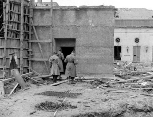 組圖:珍貴黑白老照片披露希特勒自殺地堡