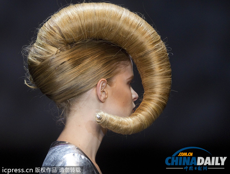 世界美發(fā)日 盤點牛人發(fā)型