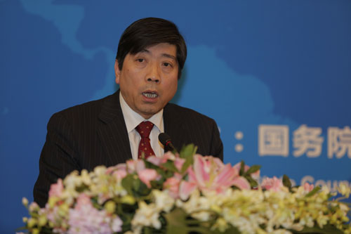 霍建國(guó)：金磚國(guó)家需要聯(lián)手克服共同面臨的問(wèn)題