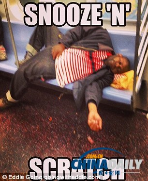 組圖：美網(wǎng)站曝光地鐵乘客各種不雅照