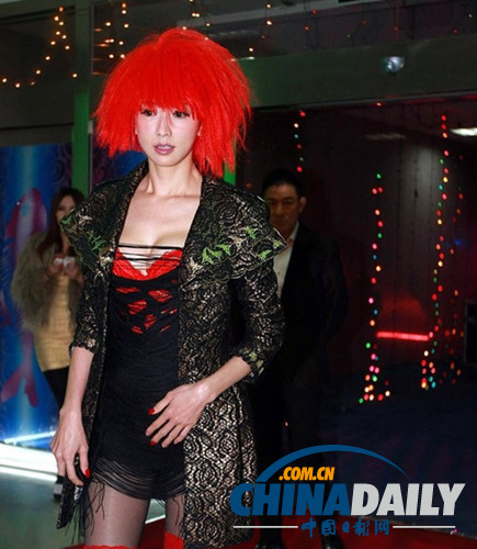 組圖:林志玲光頭造型曝光 被贊是“最美尼姑”