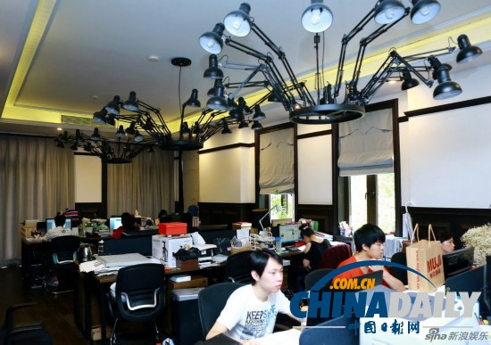 郭敬明上海豪宅及辦公室色調(diào)深沉肅穆