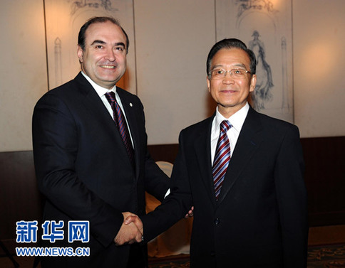 溫家寶會(huì)見立陶宛等中東歐國(guó)家領(lǐng)導(dǎo)人