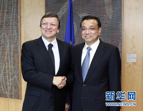 李克強(qiáng)會(huì)見(jiàn)歐盟委員會(huì)主席巴羅佐