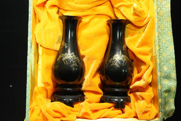 習(xí)近平助美國(guó)老人圓夢(mèng)鼓嶺