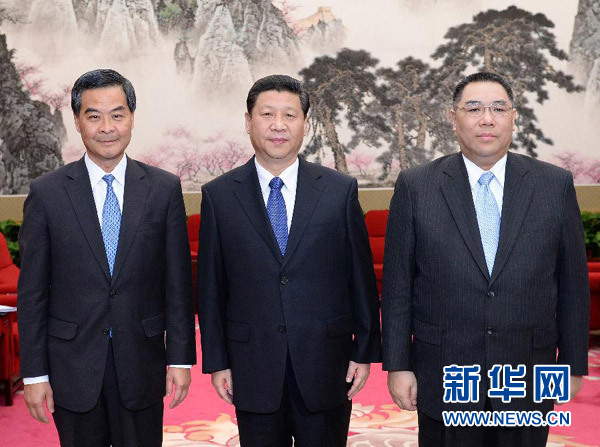 習近平會見梁振英、崔世安