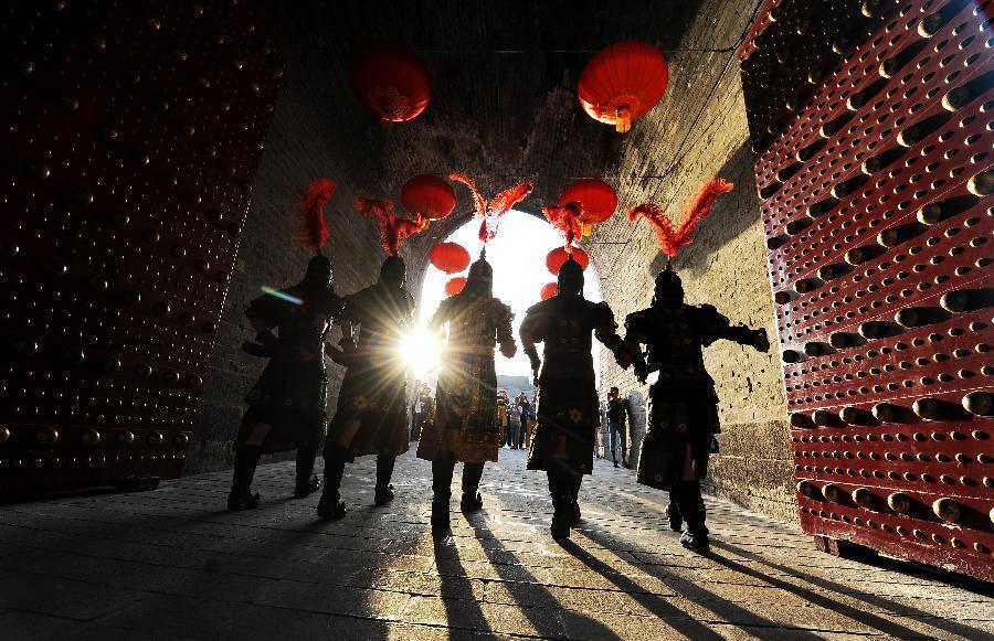 西安“武士文化系列展演”:跨越時(shí)空的城墻武士