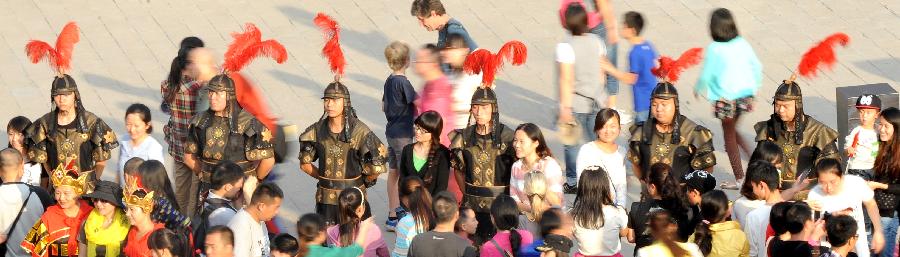 西安“武士文化系列展演”:跨越時(shí)空的城墻武士