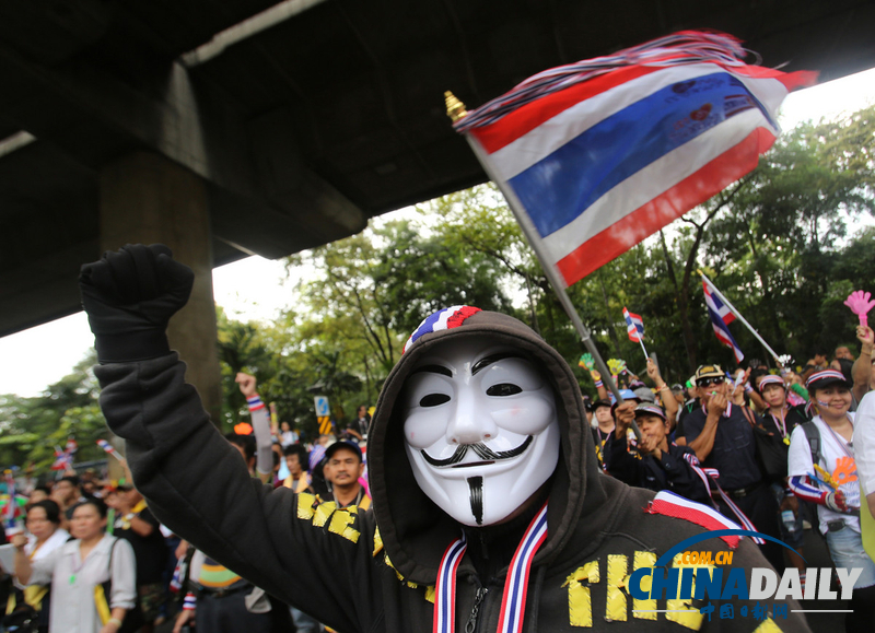 泰國反政府示威進(jìn)入第四天 英拉執(zhí)政受考驗(yàn)