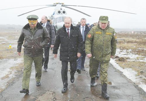 奧巴馬對(duì)俄發(fā)最嚴(yán)厲警告 俄回嗆敢制裁就停用美元