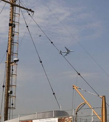 為拍照奧巴馬專機(jī)紐約超低空飛行 疑9·11再現(xiàn)市民大恐慌