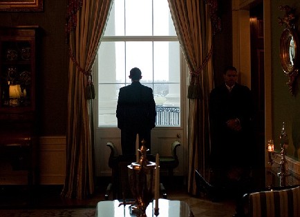 奧巴馬執(zhí)政百天親民有高招 300張照片狂秀白宮生活