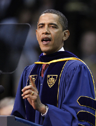 奧巴馬訪天主教大學(xué)遭抵制 數(shù)百人抗議數(shù)十人被捕