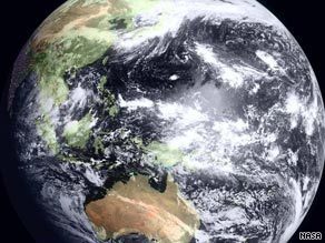 圖：NASA公布日全食期間地球衛(wèi)星照片