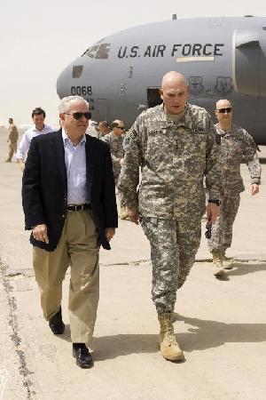 美軍駐伊最高司令:伊朗企圖干涉伊拉克大選