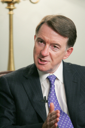 曼德爾森：釋放洛克比空難兇手 英國(guó)政府并不感到難堪