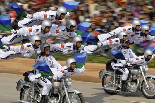 各國(guó)節(jié)日閱兵“七宗最”