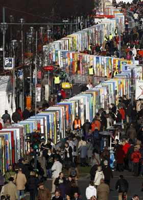 柏林墻倒塌20周年 多國政要參加紀(jì)念活動(dòng)