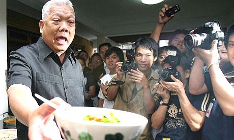 泰“鐵嘴”前總理沙馬去世 去年因主持烹飪節(jié)目下臺