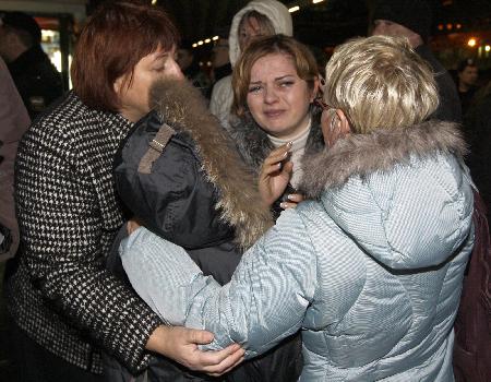 俄火車(chē)脫軌造成39死100多傷 官員稱系爆炸所致