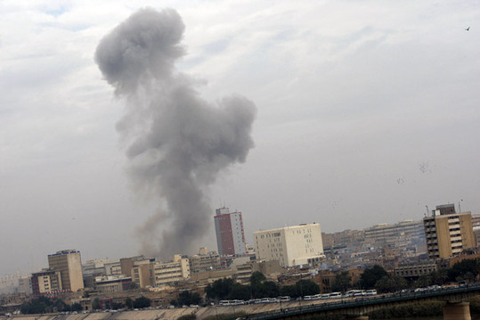 圖：巴格達發(fā)生連環(huán)爆炸 至少37人死亡