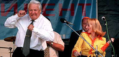 葉利欽女兒開腔為父親辯護(hù) 不是“醉鬼”是偉人